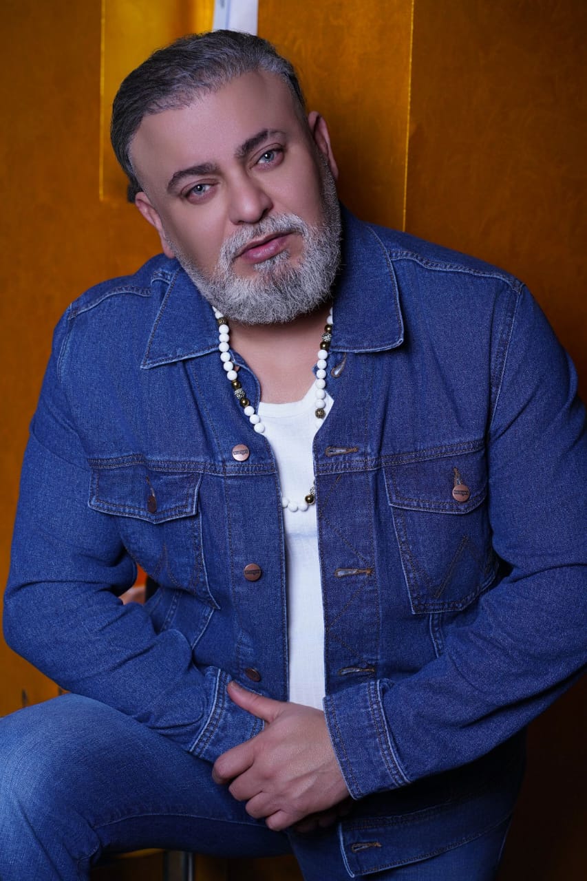 رامي الجنة يعزّي بوفاة هاني شاكر خلال جولة أوروبية ويتواصل مع مصطفى كامل هاتفيًا