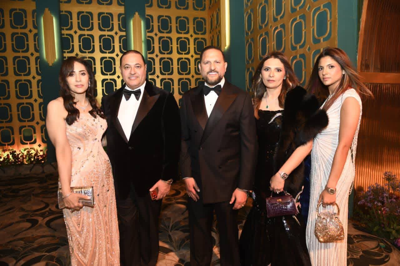 الفنان عماد زيادة يشارك رجل الأعمال باسل سماقية فرحته بزفاف كريمته